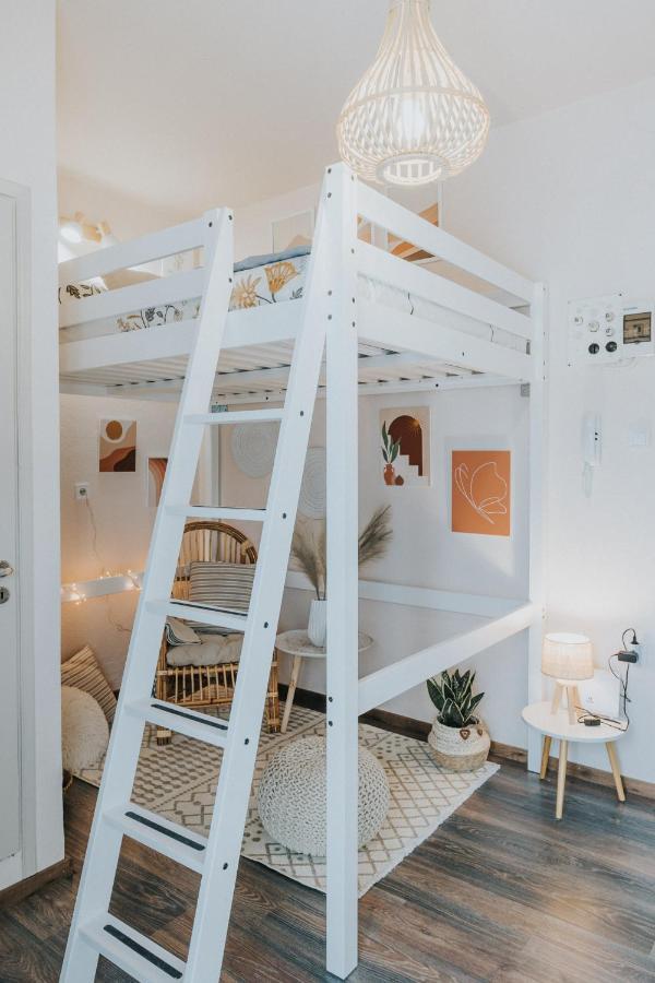 Bohemian Loft With View! Apartment Волос Екстериор снимка